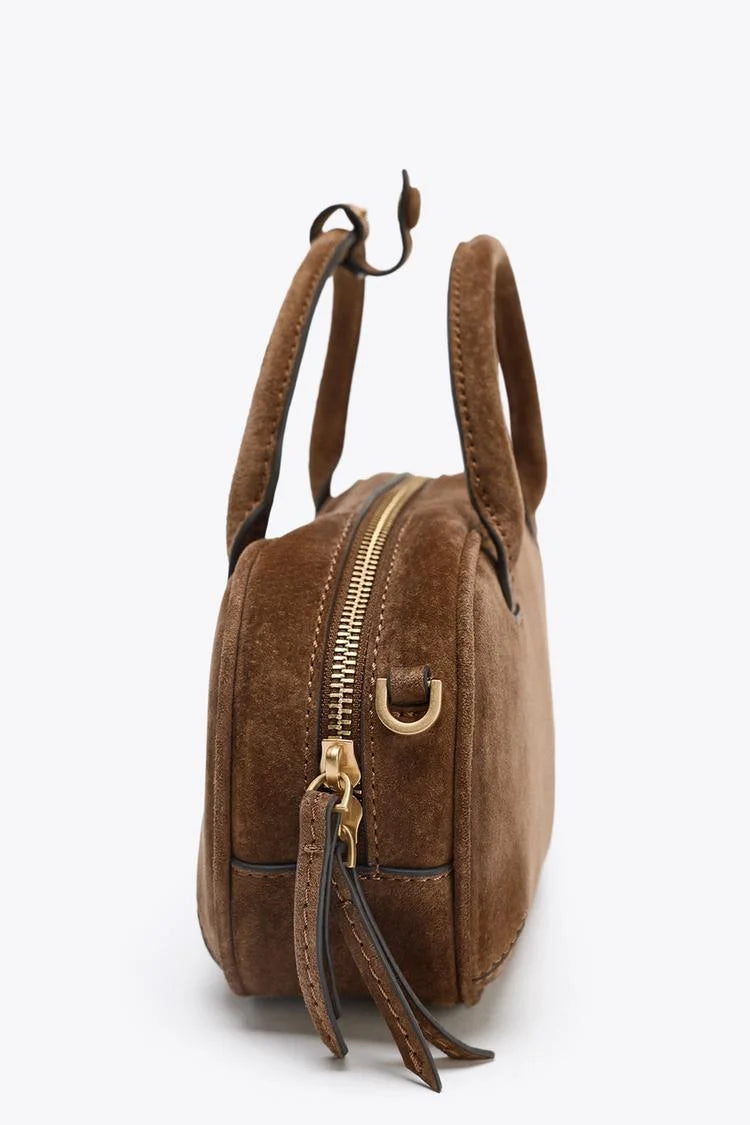 PARIS CLUTCH