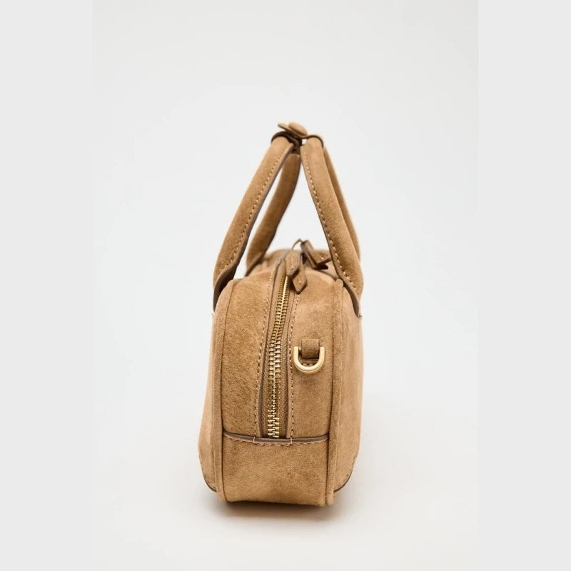 PARIS CLUTCH